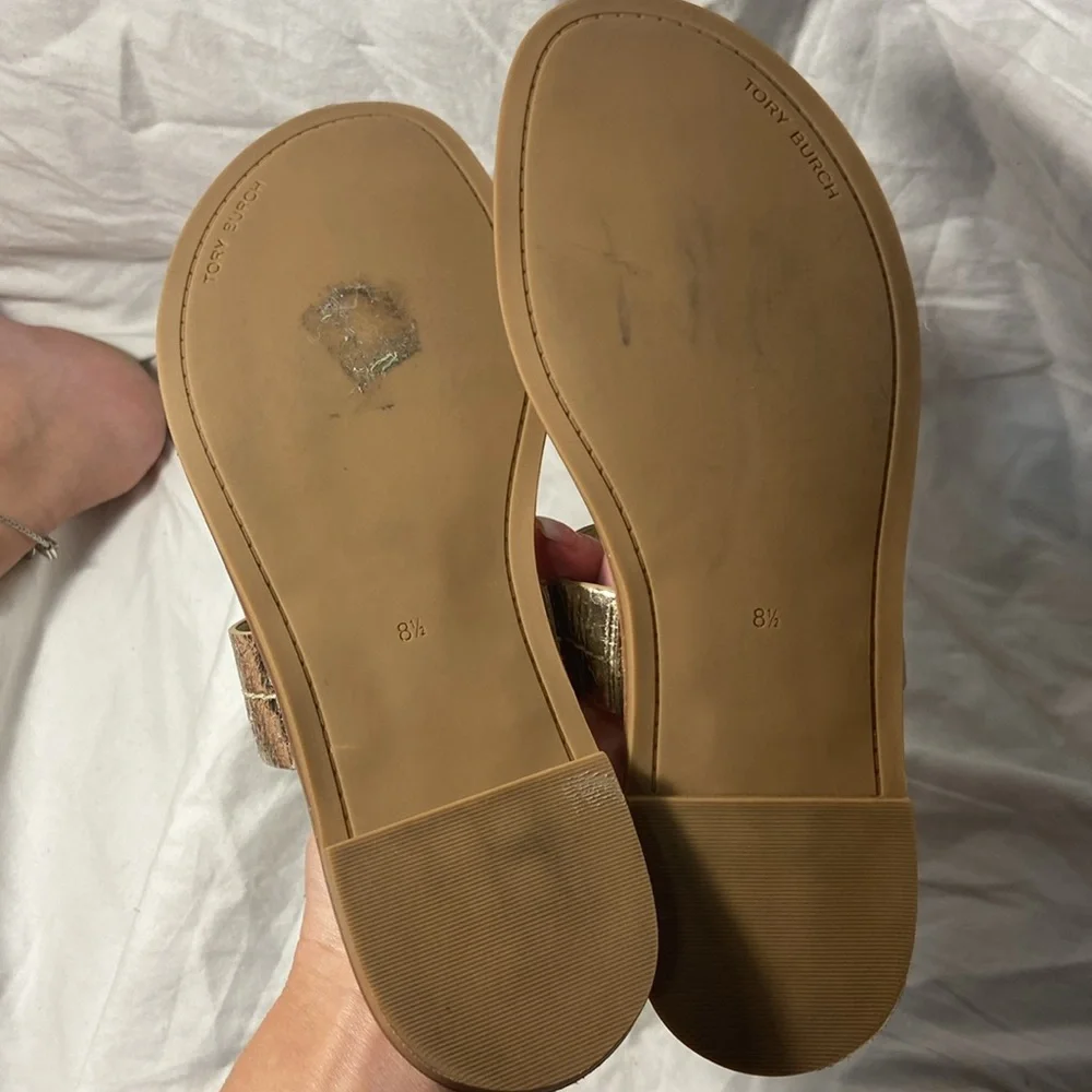Like new Tory Burch Mini Everly Flat Sandal gold slim